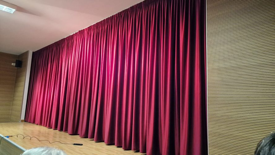 ARCE, PRESENTATA LA QUARTA STAGIONE TEATRALE “METTITI COMODO” 2 sala teatro comunale di arce 01