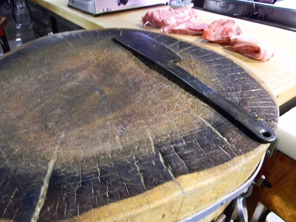 Un nuovo Presidio Slow Food in Sicilia: è la salsiccia al ceppo di Linguaglossa Un nuovo Presidio Slow Food in Sicilia: è la salsiccia al ceppo di Linguaglossa