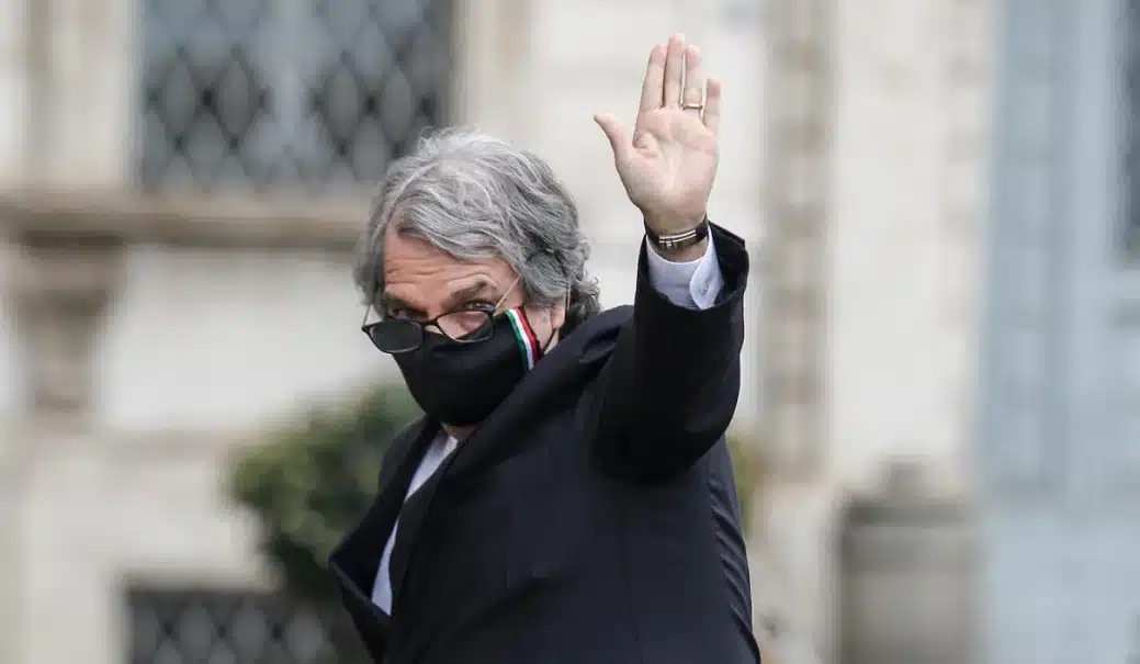 Brunetta: “Il green pass è una misura geniale: schiaccia gli opportunisti” Brunetta: “Il green pass è una misura geniale: schiaccia gli opportunisti”