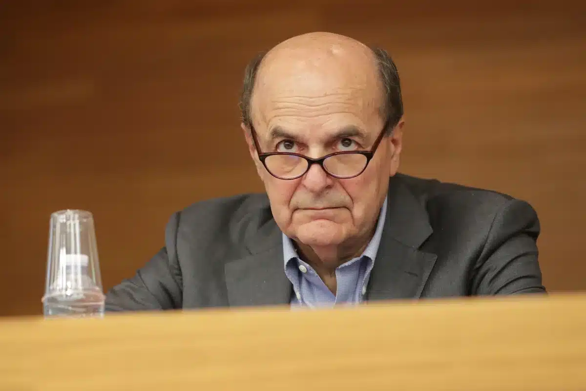 La bocciatura del Ddl Zan? La prova generale per Berlusconi al Quirinale: parola di Bersani La bocciatura del Ddl Zan? La prova generale per Berlusconi al Quirinale: parola di Bersani