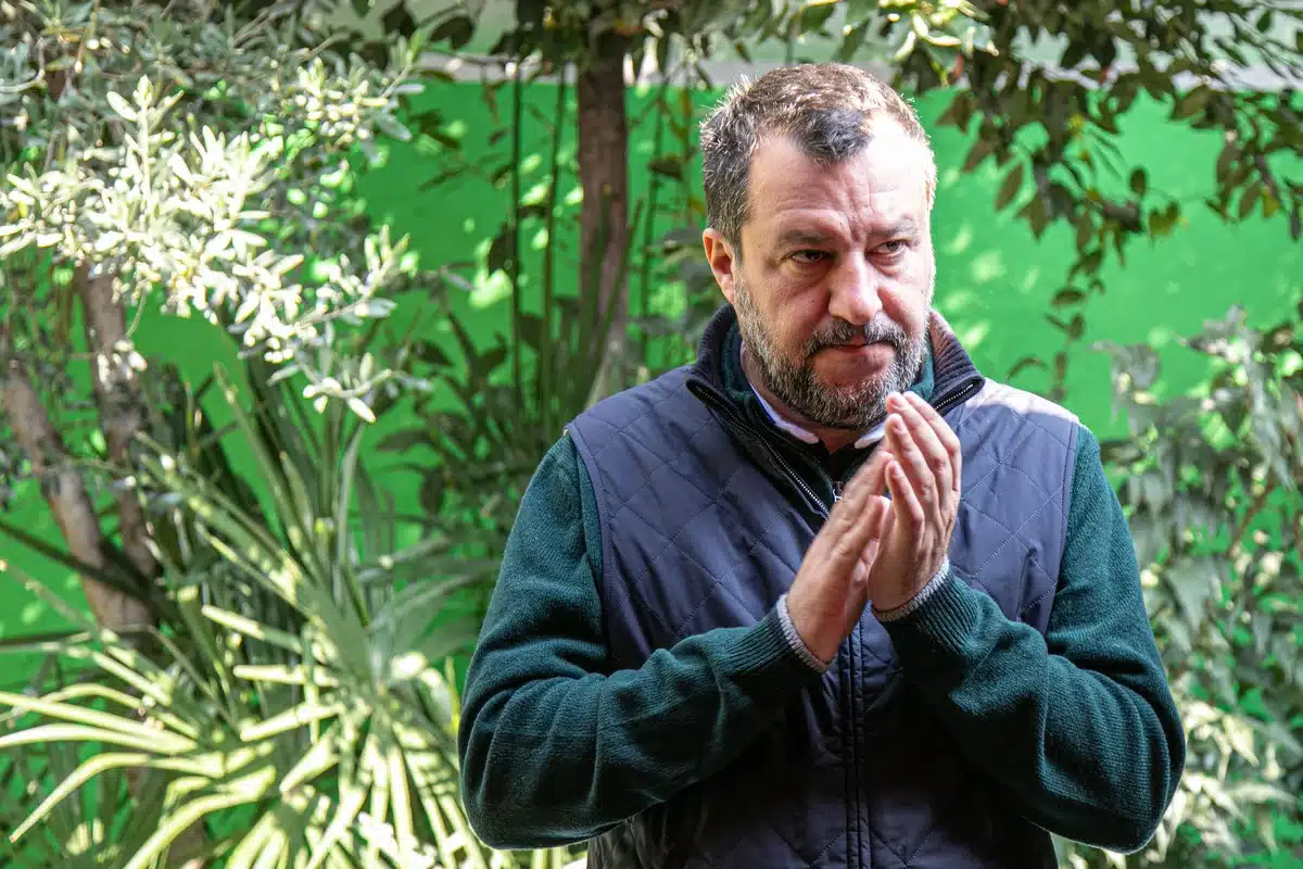 Salvini: “Ho scritto a Draghi, no ad interventi a gamba tesa sulle pensioni” Salvini: “Ho scritto a Draghi, no ad interventi a gamba tesa sulle pensioni”