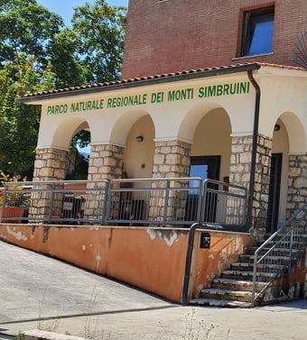 Iniziativa di sostenibilità rivolta a istituti scolastici e associazioni del territorio Iniziativa di sostenibilità rivolta a istituti scolastici e associazioni del territorio