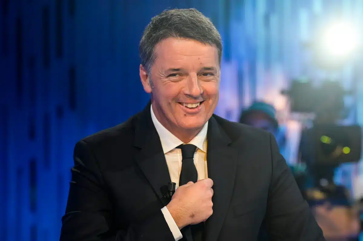 Patuanelli attacca: “Renzi vuole la seconda crisi di Governo dell’anno” Patuanelli attacca: “Renzi vuole la seconda crisi di Governo dell’anno”