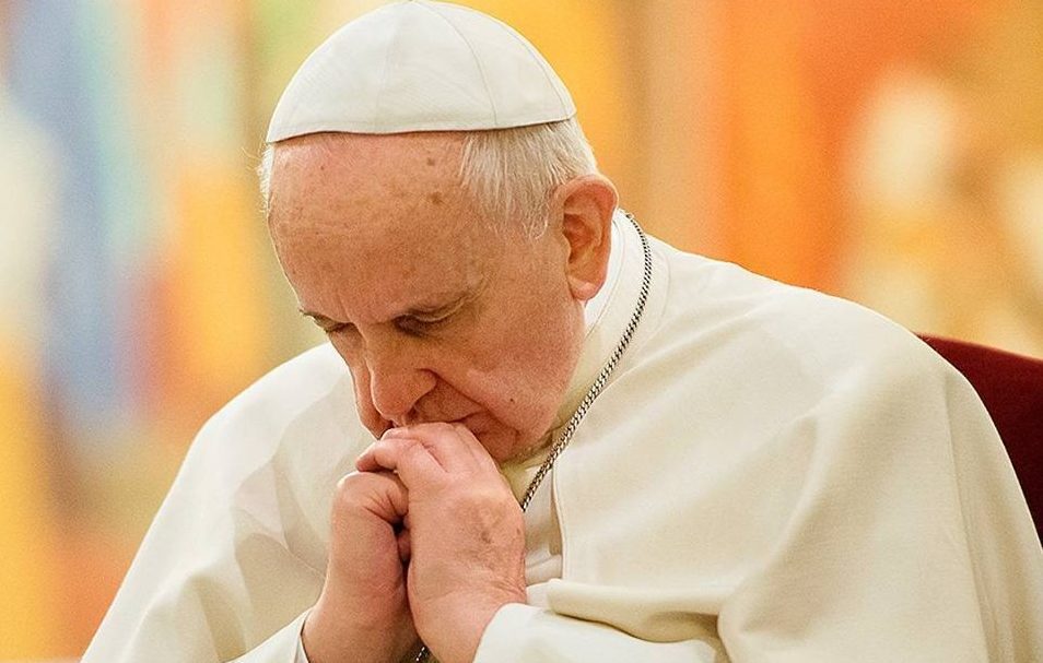 Ucraina, Papa Francesco: “Abolire la guerra, atto barbaro e sacrilego” Ucraina, Papa Francesco: “Abolire la guerra, atto barbaro e sacrilego”