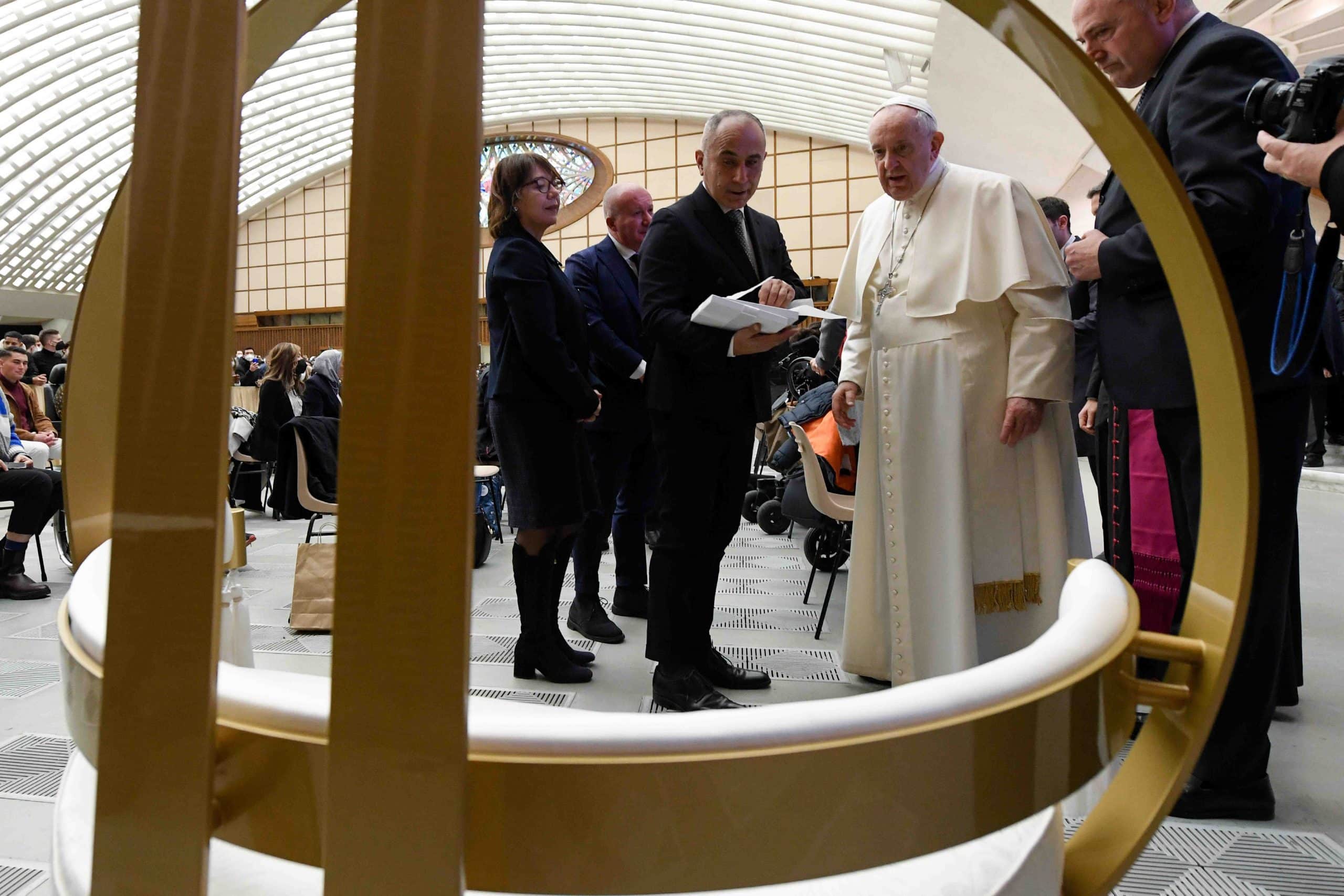 Roma, il Trono del Papa in Vaticano Roma, il Trono del Papa in Vaticano