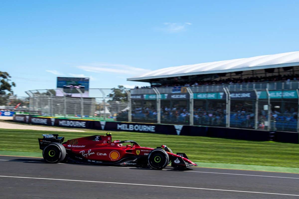 Formula 1, la Fia se la prende con le mutande: “Attenti, possono essere infiammabili” Formula 1, la Fia se la prende con le mutande: “Attenti, possono essere infiammabili”