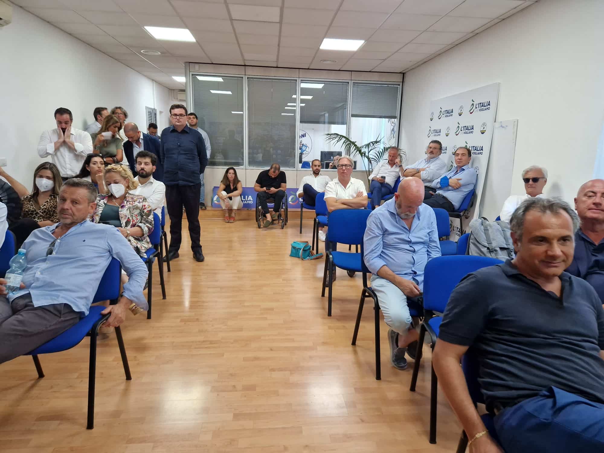 Il Presidente del Gruppo Provinciale della Lega, Gianluca Quadrini, interviene alla riunione del Direttivo Regionale e conferma la presenza del partito sul territorio Il Presidente del Gruppo Provinciale della Lega, Gianluca Quadrini, interviene alla riunione del Direttivo Regionale e conferma la presenza del partito sul territorio
