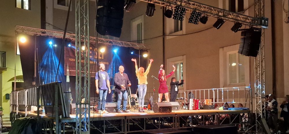 Il puro e sano divertimento coinvolge i vallepietrani Il puro e sano divertimento coinvolge i vallepietrani