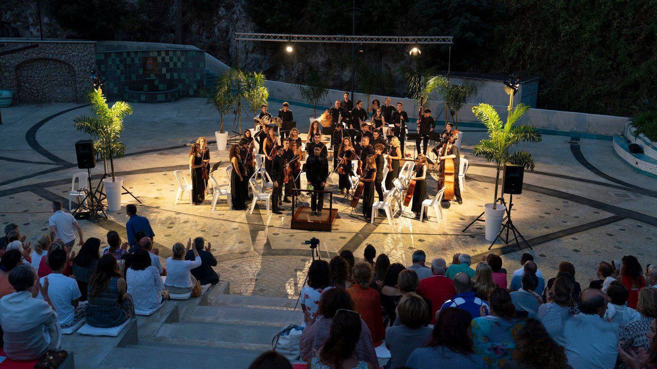 Il bel canto sbarca a Pompei con i tre tenori Il bel canto sbarca a Pompei con i tre tenori