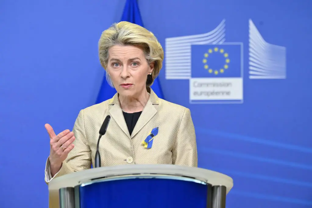L’Ue presenta nuove sanzioni dopo il referendum in Ucraina L’Ue presenta nuove sanzioni dopo il referendum in Ucraina