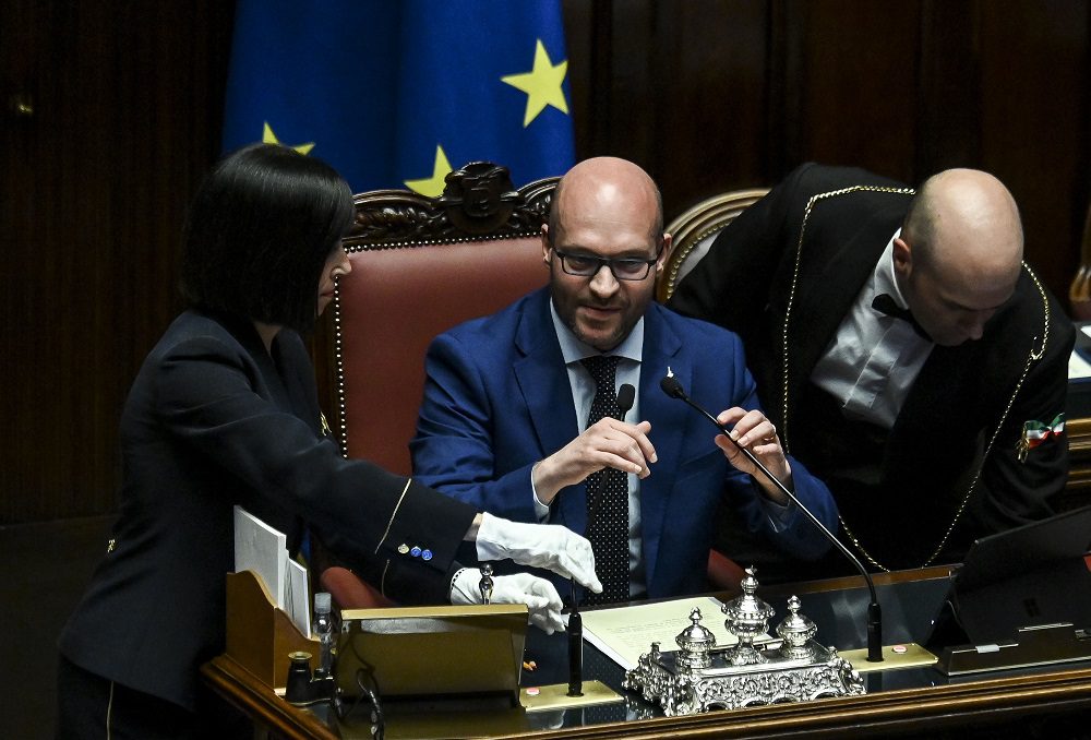 Il leghista Lorenzo Fontana eletto presidente della Camera. Ma le opposizioni protestano Il leghista Lorenzo Fontana eletto presidente della Camera. Ma le opposizioni protestano