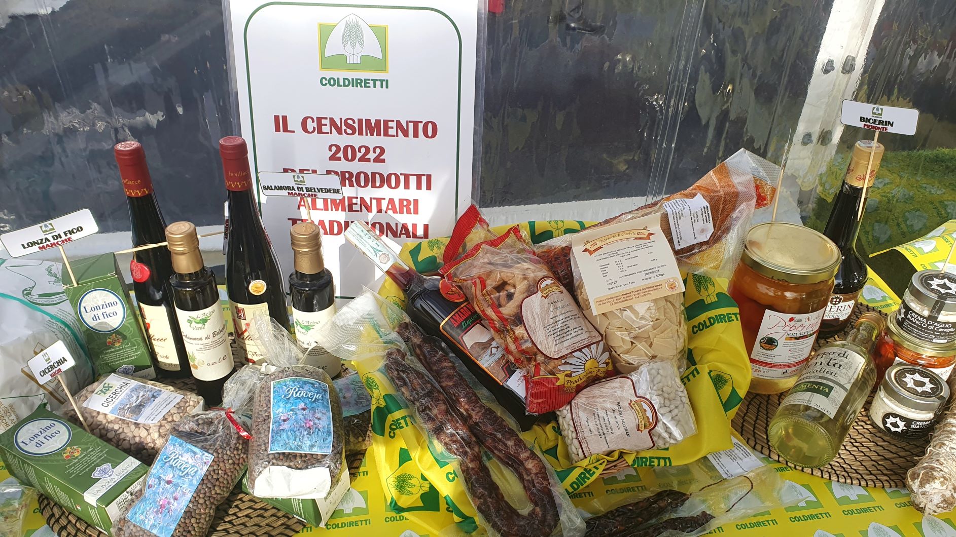 <strong>CONSUMI: COLDIRETTI LAZIO, CENSIMENTO DA RECORD CON 456 SPECIALITA’ </strong> <strong>CONSUMI: COLDIRETTI LAZIO, CENSIMENTO DA RECORD CON 456 SPECIALITA’ </strong>