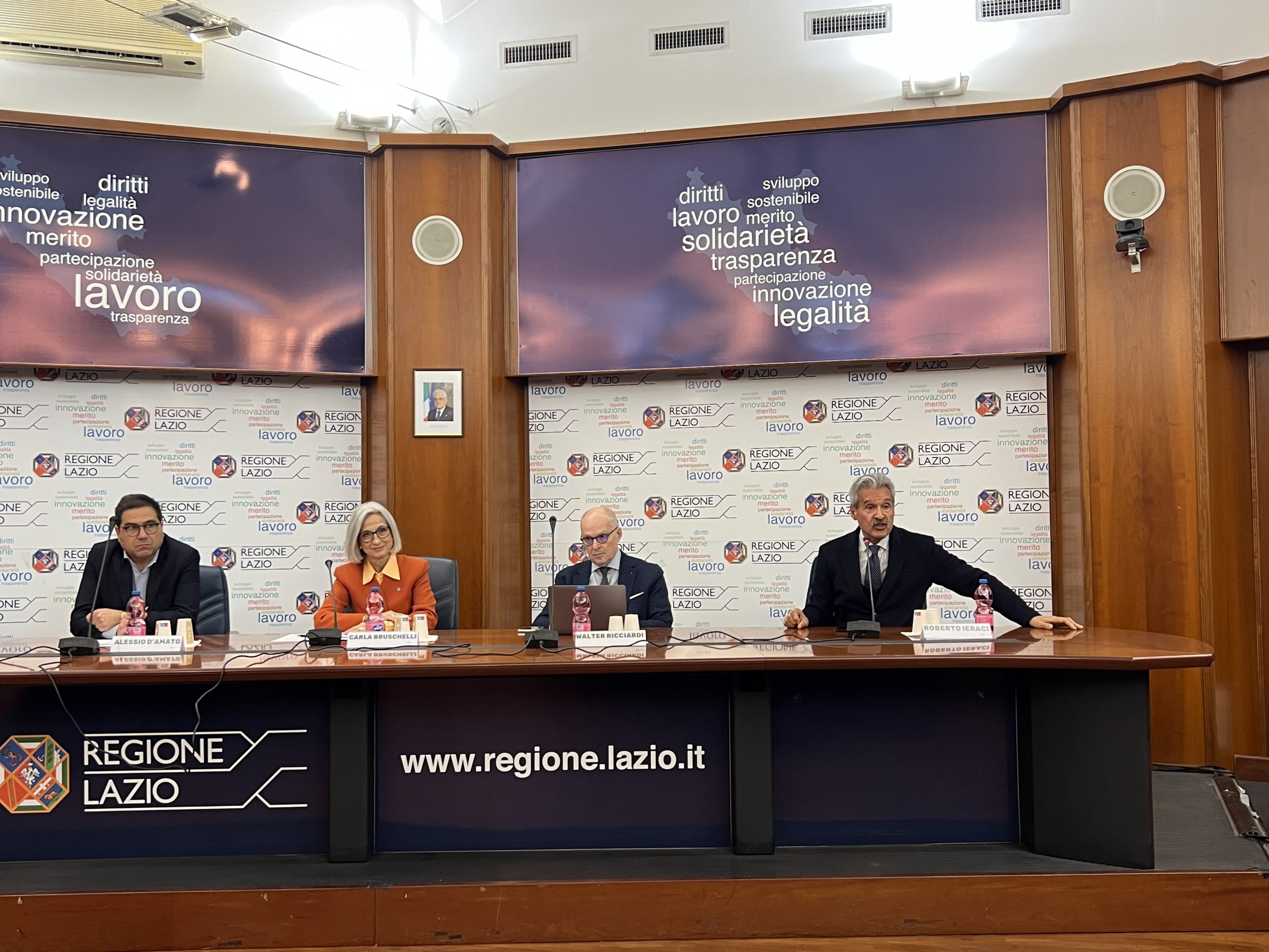 <strong>Sanità Lazio, D’Amato: su lotta al cancro <br>senza risorse il SSN andrà in difficoltà</strong> <strong>Sanità Lazio, D’Amato: su lotta al cancro <br>senza risorse il SSN andrà in difficoltà</strong>