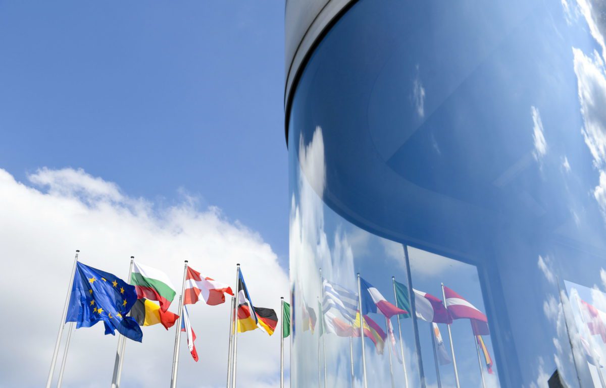 Il Parlamento Ue approva la risoluzione sulla Russia “Stato sponsor del terrorismo”. M5S si astiene Il Parlamento Ue approva la risoluzione sulla Russia “Stato sponsor del terrorismo”. M5S si astiene