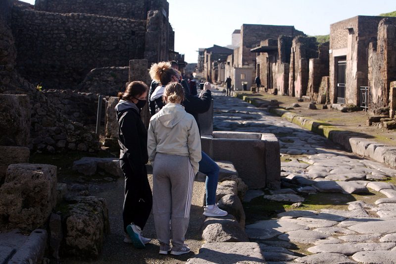 Il Governo vuole cancellare il bonus cultura ai 18enni Il Governo vuole cancellare il bonus cultura ai 18enni