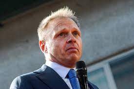 Masaf, Lollobrigida firma decreto da 500 mln per frantoi e innovazione agricola: “Governo Meloni ha sguardo al futuro” Masaf, Lollobrigida firma decreto da 500 mln per frantoi e innovazione agricola: “Governo Meloni ha sguardo al futuro”