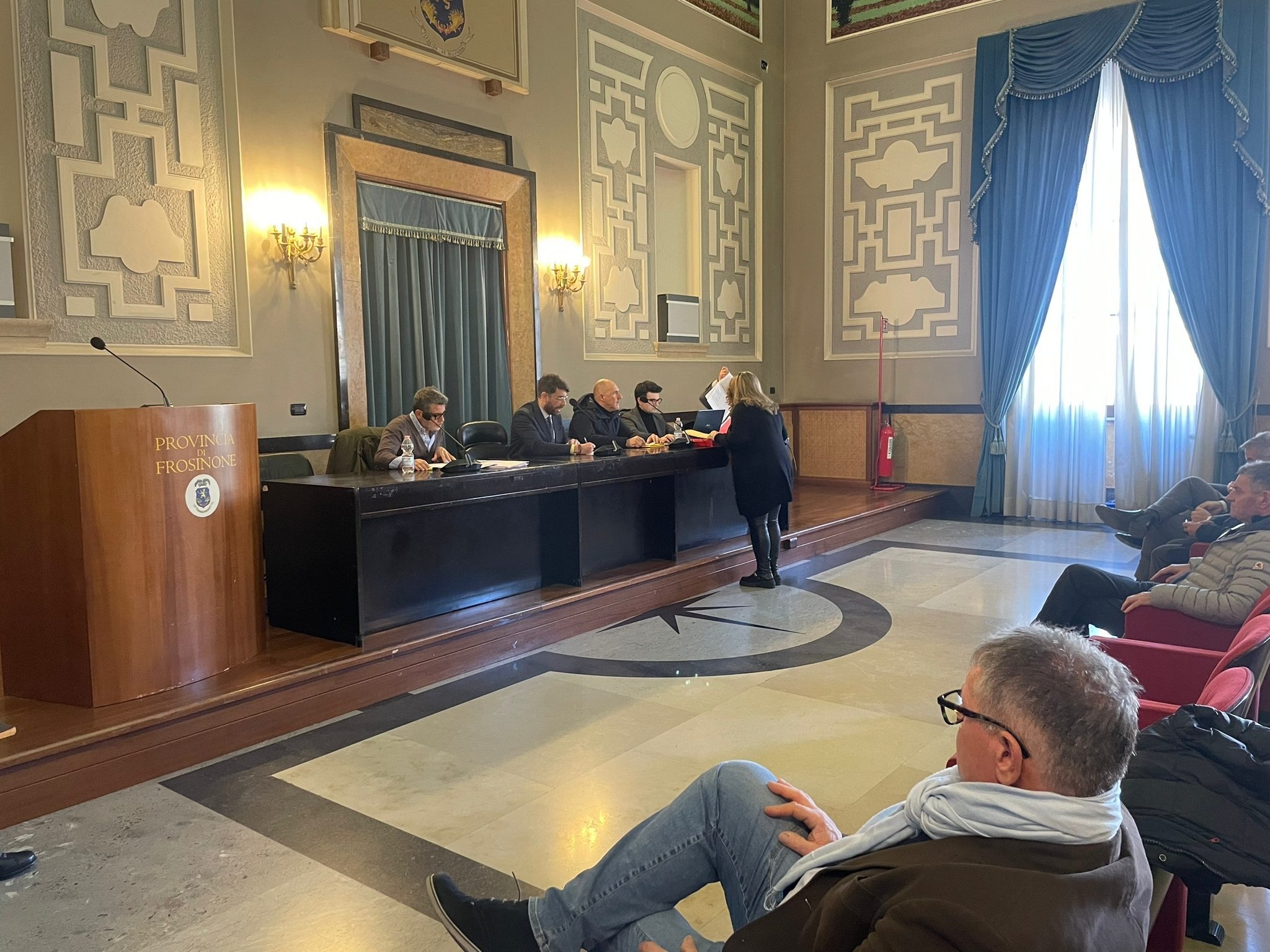All’assemblea dei sindaci per la tariffa idrica – Gianluca Quadrini commenta l’alta responsabilità dimostrata dai sindaci del territorio All’assemblea dei sindaci per la tariffa idrica – Gianluca Quadrini commenta l’alta responsabilità dimostrata dai sindaci del territorio