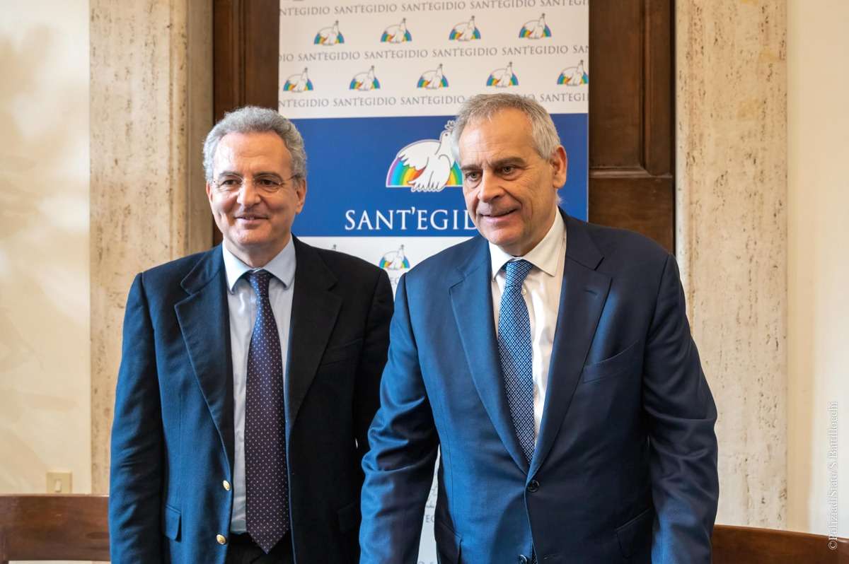 POLIZIA DI STATO E COMUNITÀ DI SANT’EGIDIO INSIEME PER LA TUTELA DEI MINORI E LA PREVENZIONE DEGLI ABUSI ONLINE POLIZIA DI STATO E COMUNITÀ DI SANT’EGIDIO INSIEME PER LA TUTELA DEI MINORI E LA PREVENZIONE DEGLI ABUSI ONLINE
