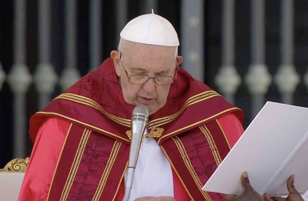 Papa Francesco a San Pietro per la Domenica delle Palme: “Anch’io ho bisogno che Gesù mi accarezzi” Papa Francesco a San Pietro per la Domenica delle Palme: “Anch’io ho bisogno che Gesù mi accarezzi”
