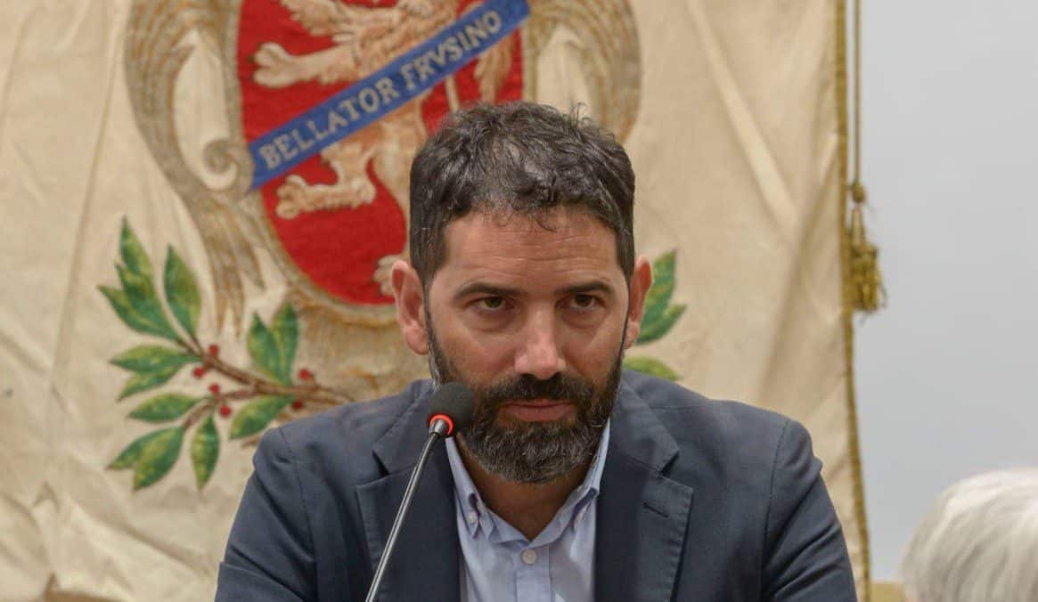 Convegno “Sport e disabilità” tenutosi ieri presso la sala consiliare di Frosinone Convegno “Sport e disabilità” tenutosi ieri presso la sala consiliare di Frosinone