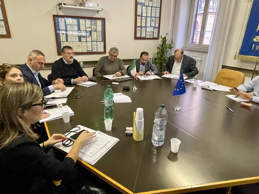 Anci Lazio – Stellantis, Reno De Medici e proroga dei fondi di contrasto alla deindustrializzazione sono gli argomenti che Gianluca Quadrini porta all’attenzione durante il Consiglio del Direttivo Anci Lazio Anci Lazio – Stellantis, Reno De Medici e proroga dei fondi di contrasto alla deindustrializzazione sono gli argomenti che Gianluca Quadrini porta all’attenzione durante il Consiglio del Direttivo Anci Lazio