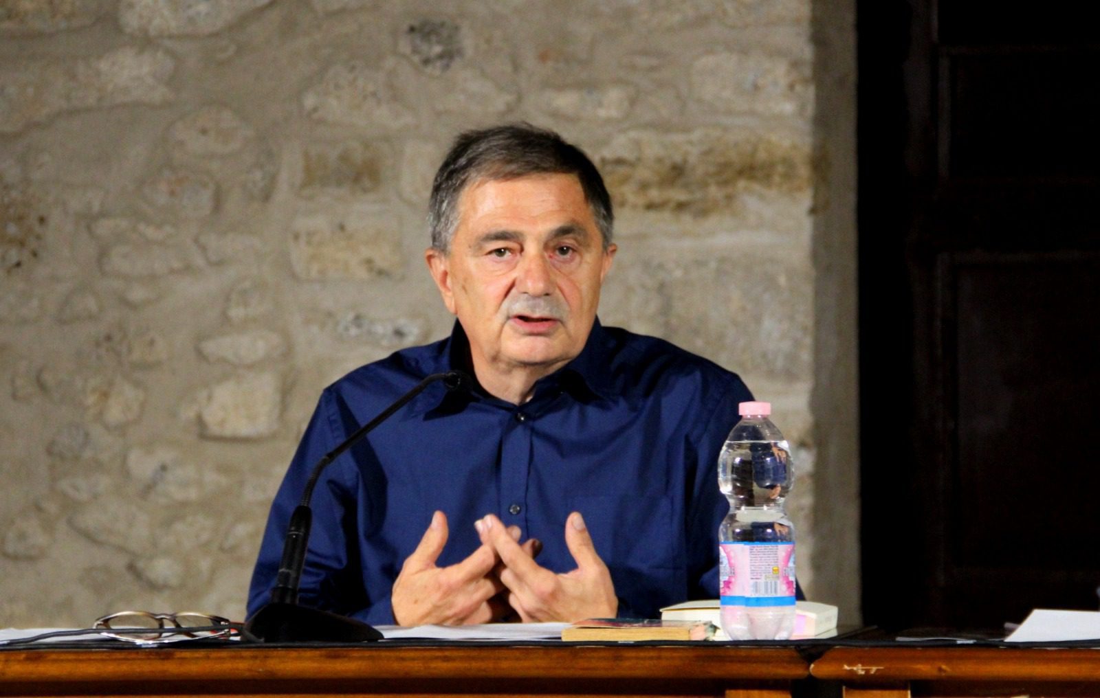 ‘DE MANAGERIBUS’: l’ingegner Mario Sarasso presenta il primo libro della trilogia ‘DE MANAGERIBUS’: l’ingegner Mario Sarasso presenta il primo libro della trilogia