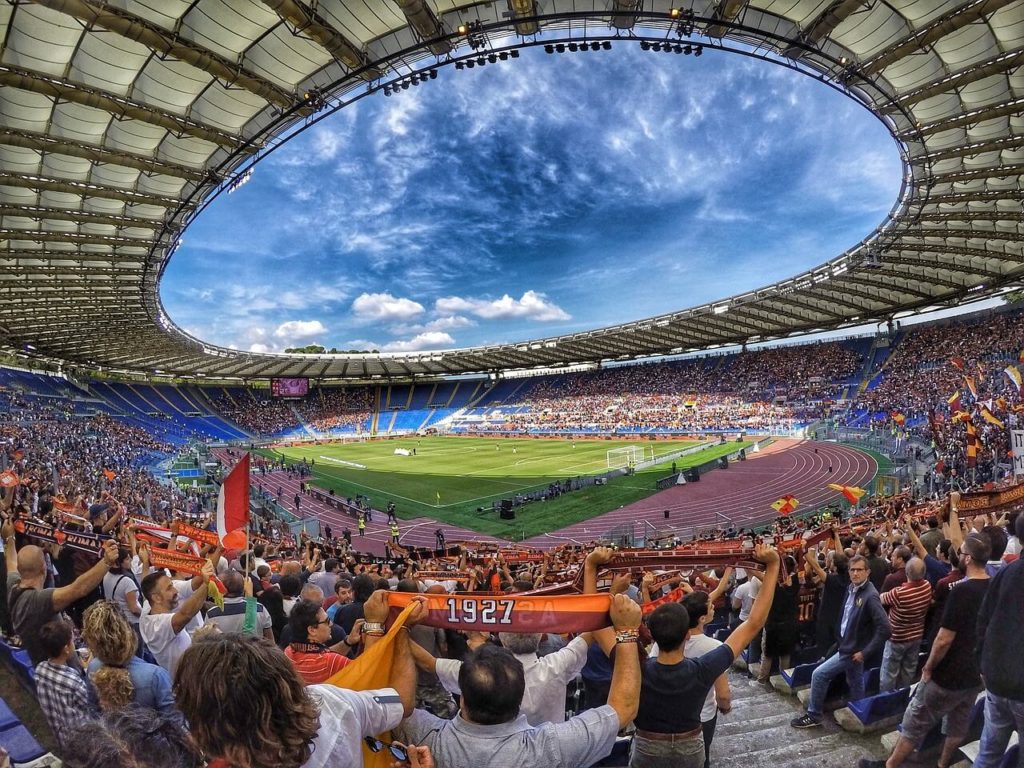 Stadio quanto mi costi! Schizzano i prezzi delle curve: aumenti dal 60% al 120% e il caso arriva alla Camera Stadio quanto mi costi! Schizzano i prezzi delle curve: aumenti dal 60% al 120% e il caso arriva alla Camera