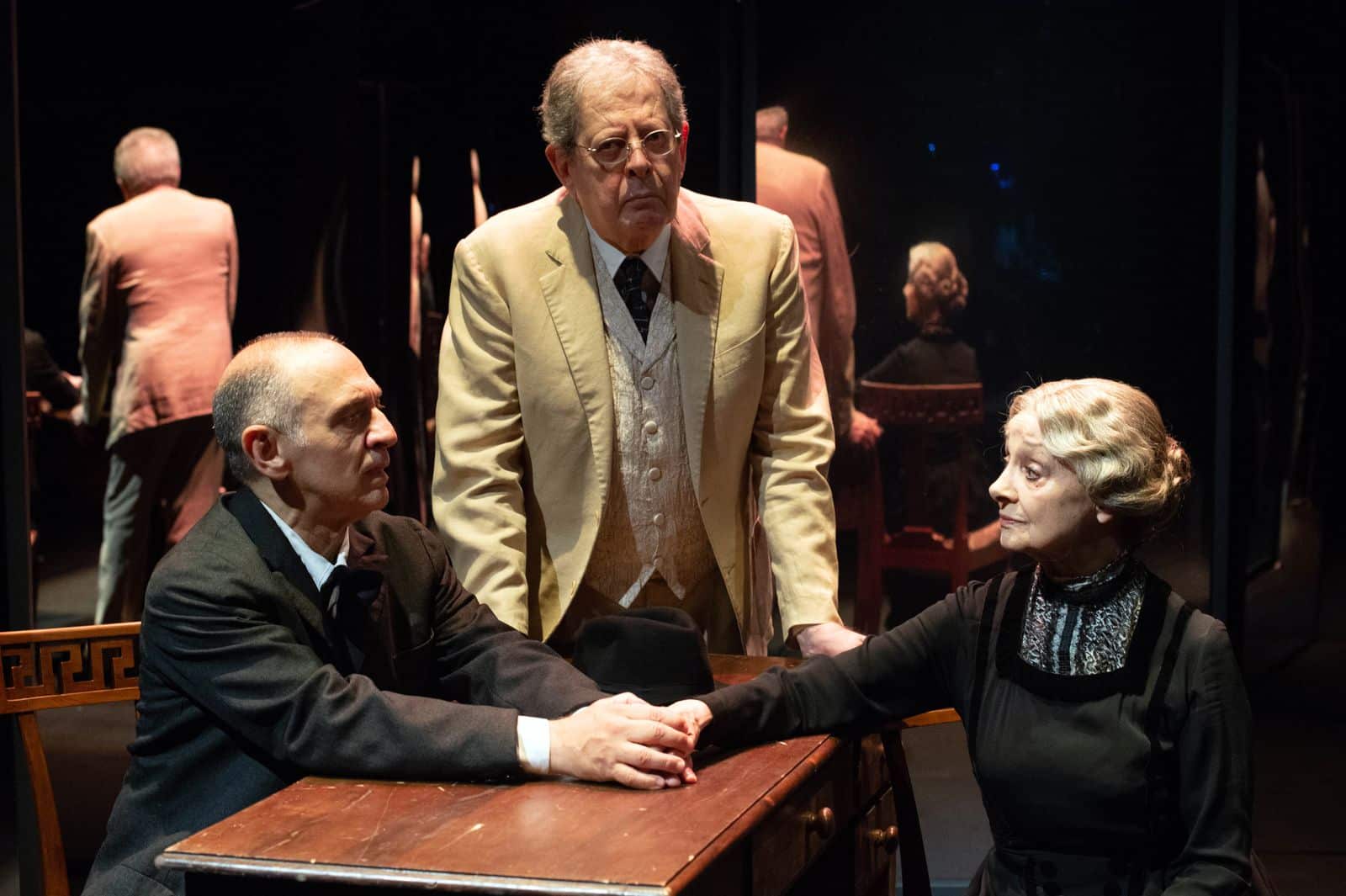Il 25 gennaio si apre la stagione 2024 del Teatro Flavio Vespasiano con Milena Vukotic, Pino Micol e Gianluca Ferrato protagonisti di“Così è (se vi pare)” di Luigi Pirandello Il 25 gennaio si apre la stagione 2024 del Teatro Flavio Vespasiano con Milena Vukotic, Pino Micol e Gianluca Ferrato protagonisti di“Così è (se vi pare)” di Luigi Pirandello