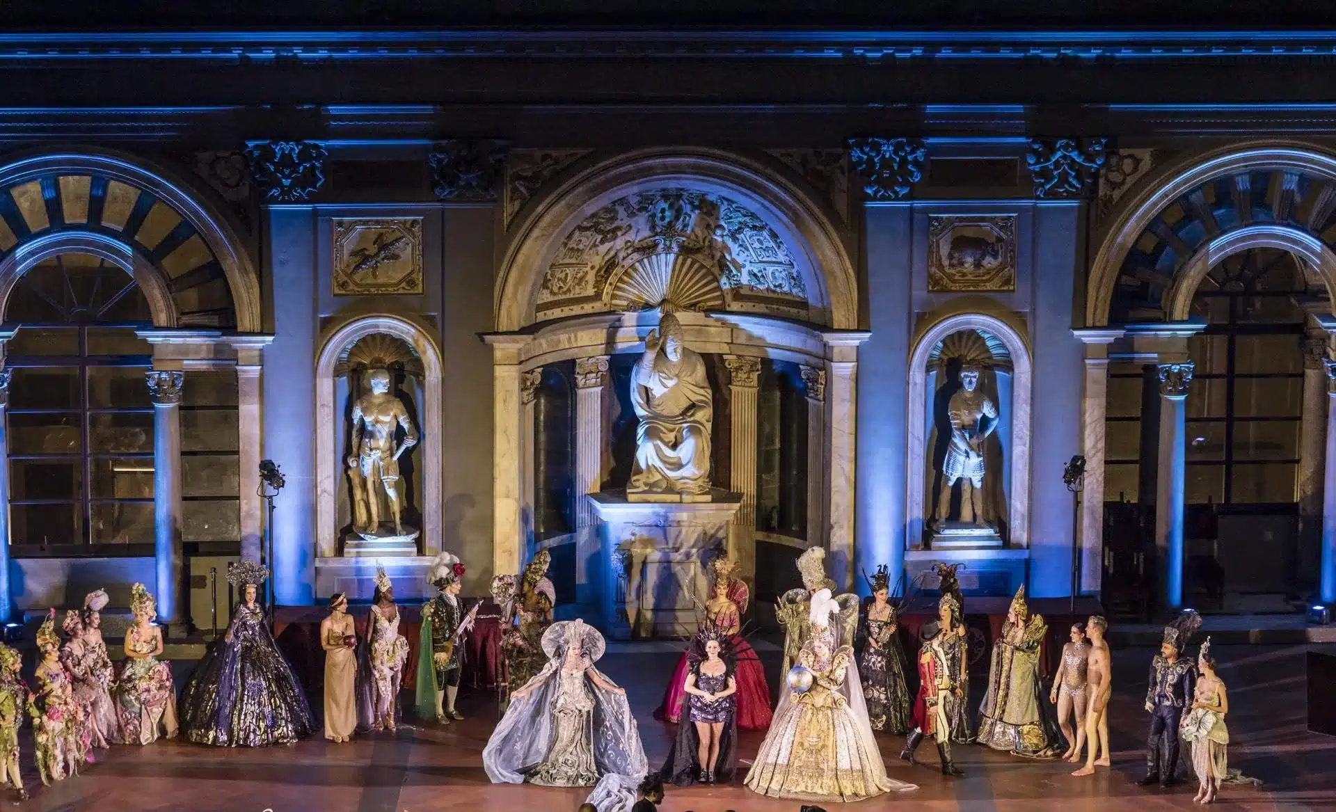 Firenze in maschera: Tradizioni, Storia e Magia Firenze in maschera: Tradizioni, Storia e Magia
