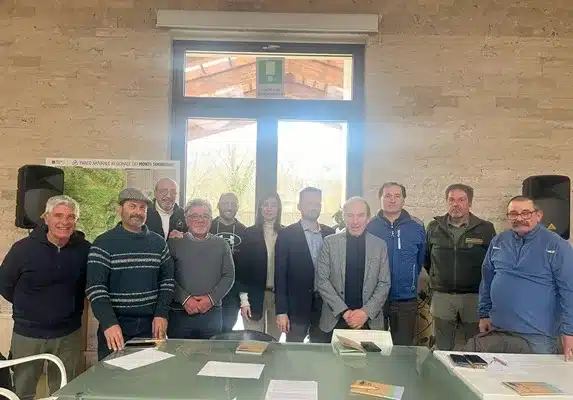Un’importante progetto pilota a tutela dell’ape ligustica Un’importante progetto pilota a tutela dell’ape ligustica