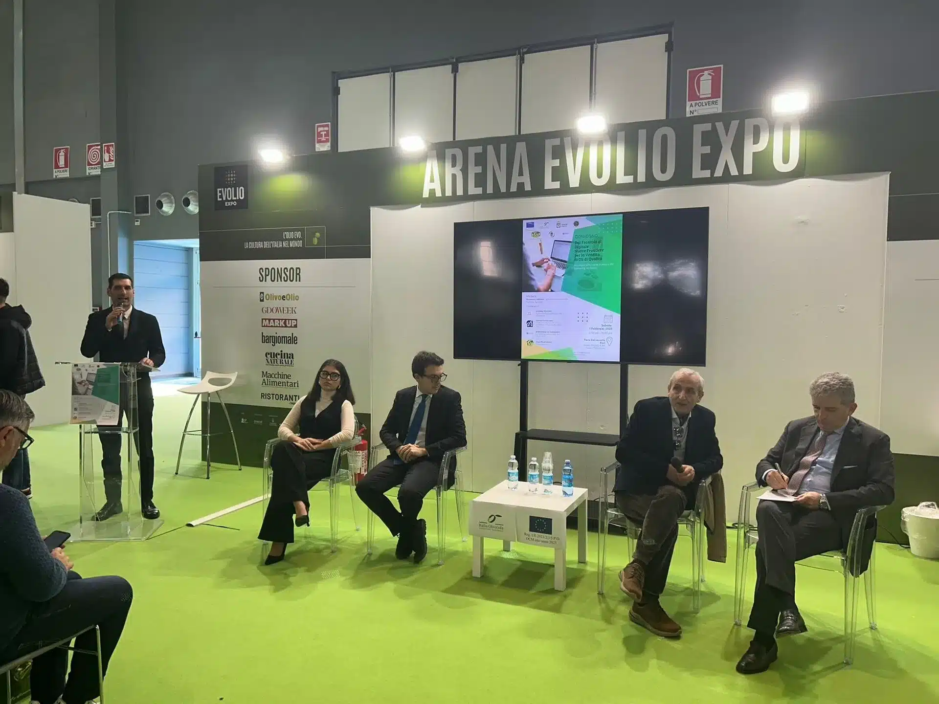 Agricoltura: Alleanza AIFO e Alibaba.com per portare l’olio extravergine italiano nel mondo Agricoltura: Alleanza AIFO e Alibaba.com per portare l’olio extravergine italiano nel mondo