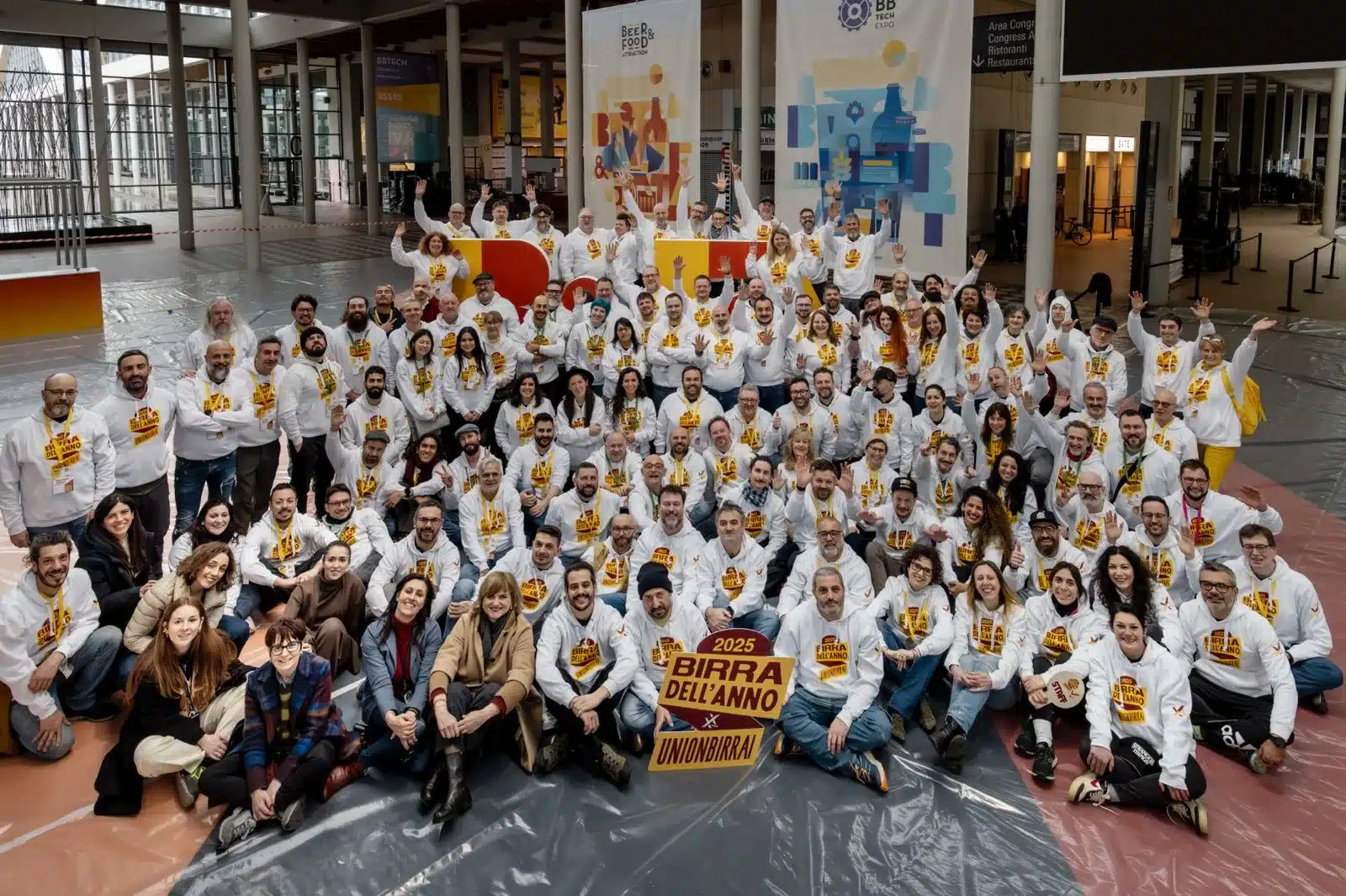 Il miglior birrificio artigianale 2025 è “50&50” di Varese che trionfa nel concorso “Birra dell’Anno” di Unionbirrai a Rimini Il miglior birrificio artigianale 2025 è “50&50” di Varese che trionfa nel concorso “Birra dell’Anno” di Unionbirrai a Rimini