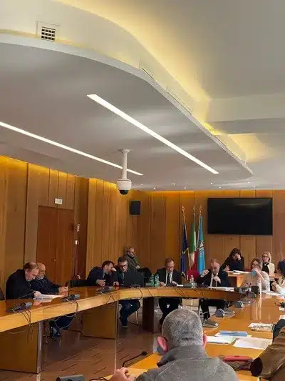 Riorganizzare la gestione delle aree protette Riorganizzare la gestione delle aree protette