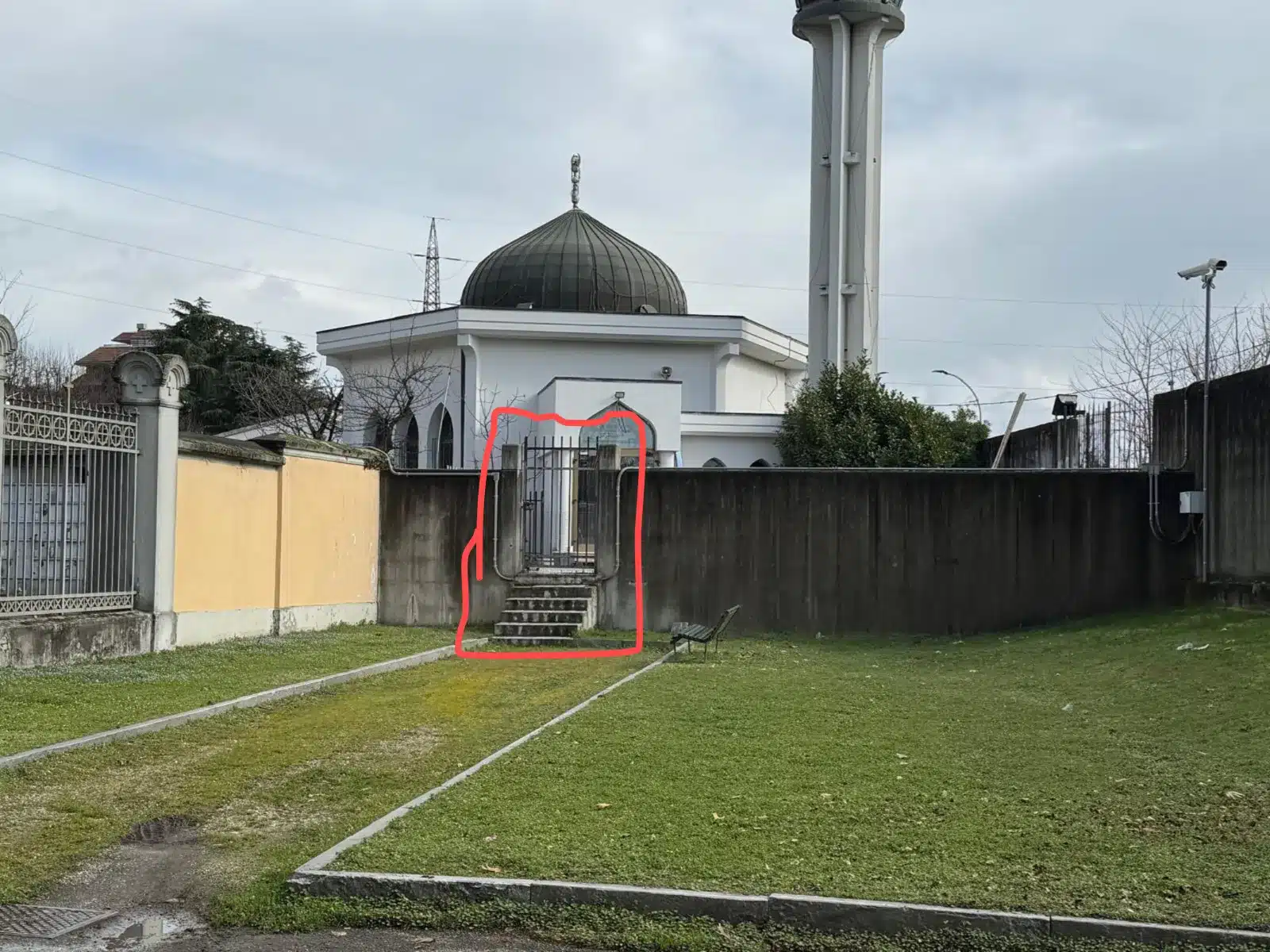 MILANO, MOSCHEA LAMBRATE-SEGRATE, DE CORATO (FDI): «INTERROGAZIONE ALLA CAMERA SU VIA-VAI GIORNO-NOTTE INCONTROLLATO ISLAMICI MILANO, MOSCHEA LAMBRATE-SEGRATE, DE CORATO (FDI): «INTERROGAZIONE ALLA CAMERA SU VIA-VAI GIORNO-NOTTE INCONTROLLATO ISLAMICI