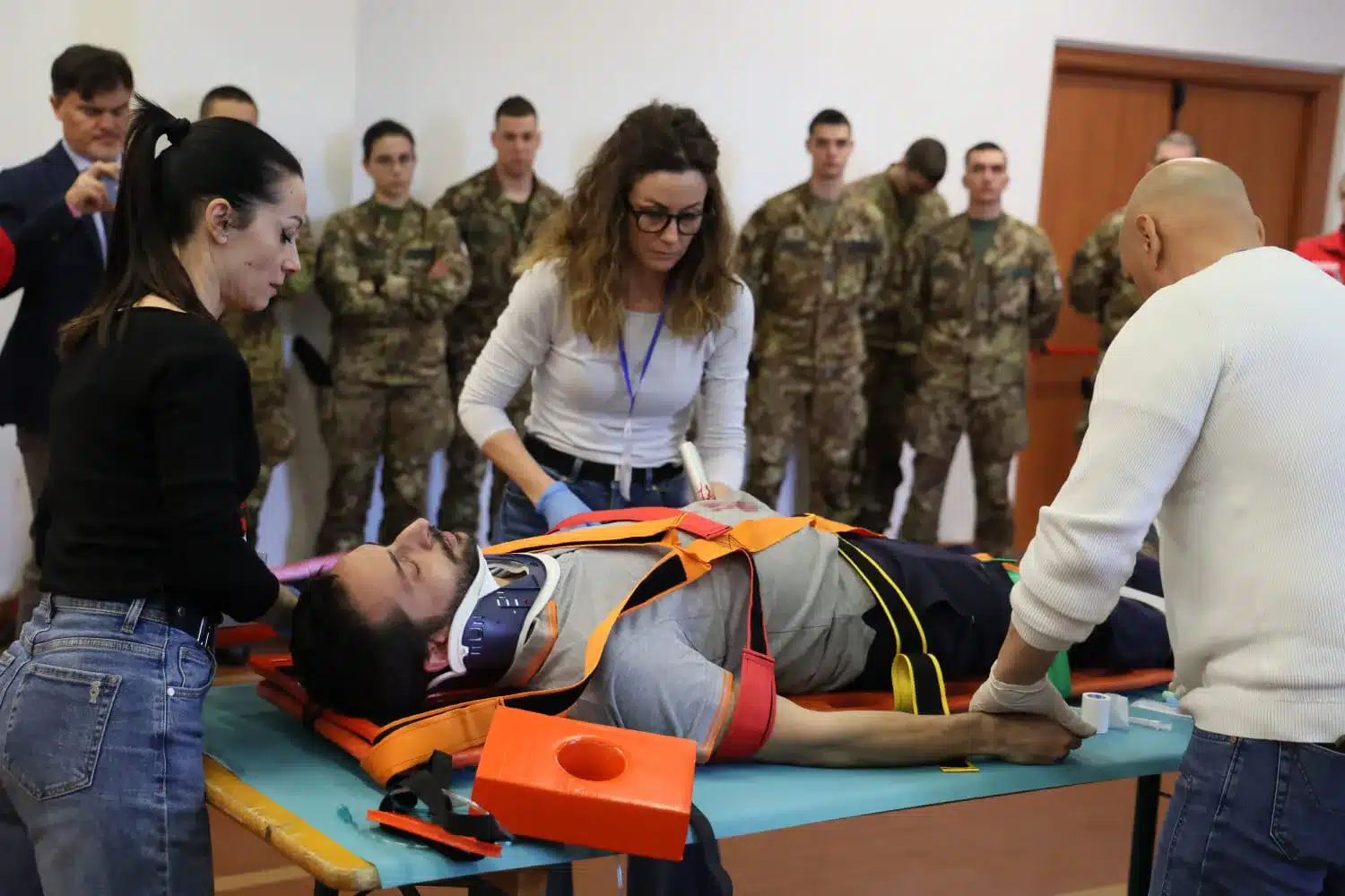 Croce Rossa Italiana Comitato di Viterbo e Scuola Sottufficiali dell’Esercito: formazione congiunta Croce Rossa Italiana Comitato di Viterbo e Scuola Sottufficiali dell’Esercito: formazione congiunta