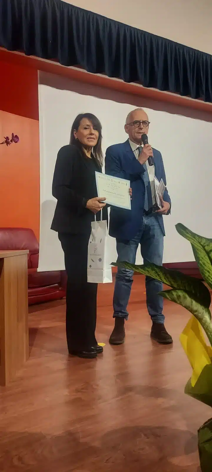 Rocca d’Arce: si è svolto il convegno “Sport ed Equilibrio: Percorso Multidisciplinare di Benessere” Rocca d’Arce: si è svolto il convegno “Sport ed Equilibrio: Percorso Multidisciplinare di Benessere”