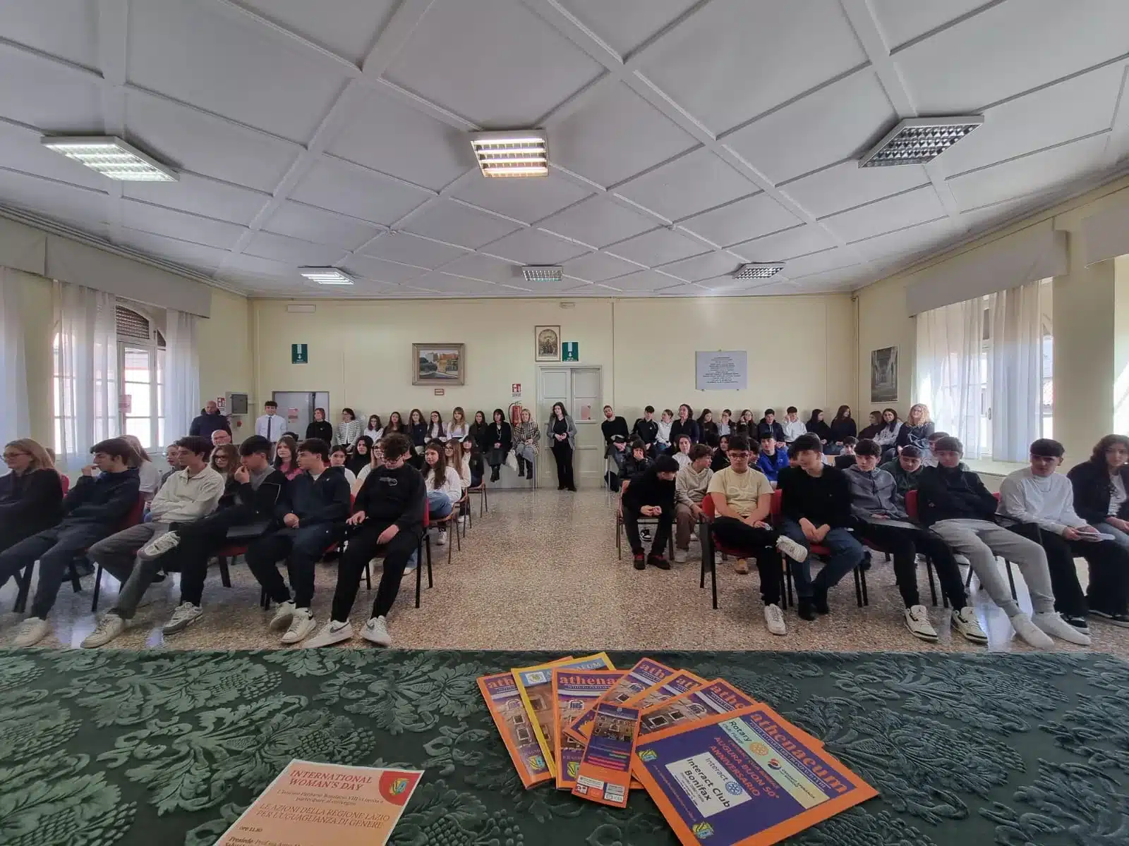 l Presidente del Consiglio della Provincia di Frosinone Quadrini, al Convegno “Le Azioni della Regione Lazio per l’Uguaglianza di Genere” presso l’Istituto Paritario Bonifacio VIII di Anagni l Presidente del Consiglio della Provincia di Frosinone Quadrini, al Convegno “Le Azioni della Regione Lazio per l’Uguaglianza di Genere” presso l’Istituto Paritario Bonifacio VIII di Anagni
