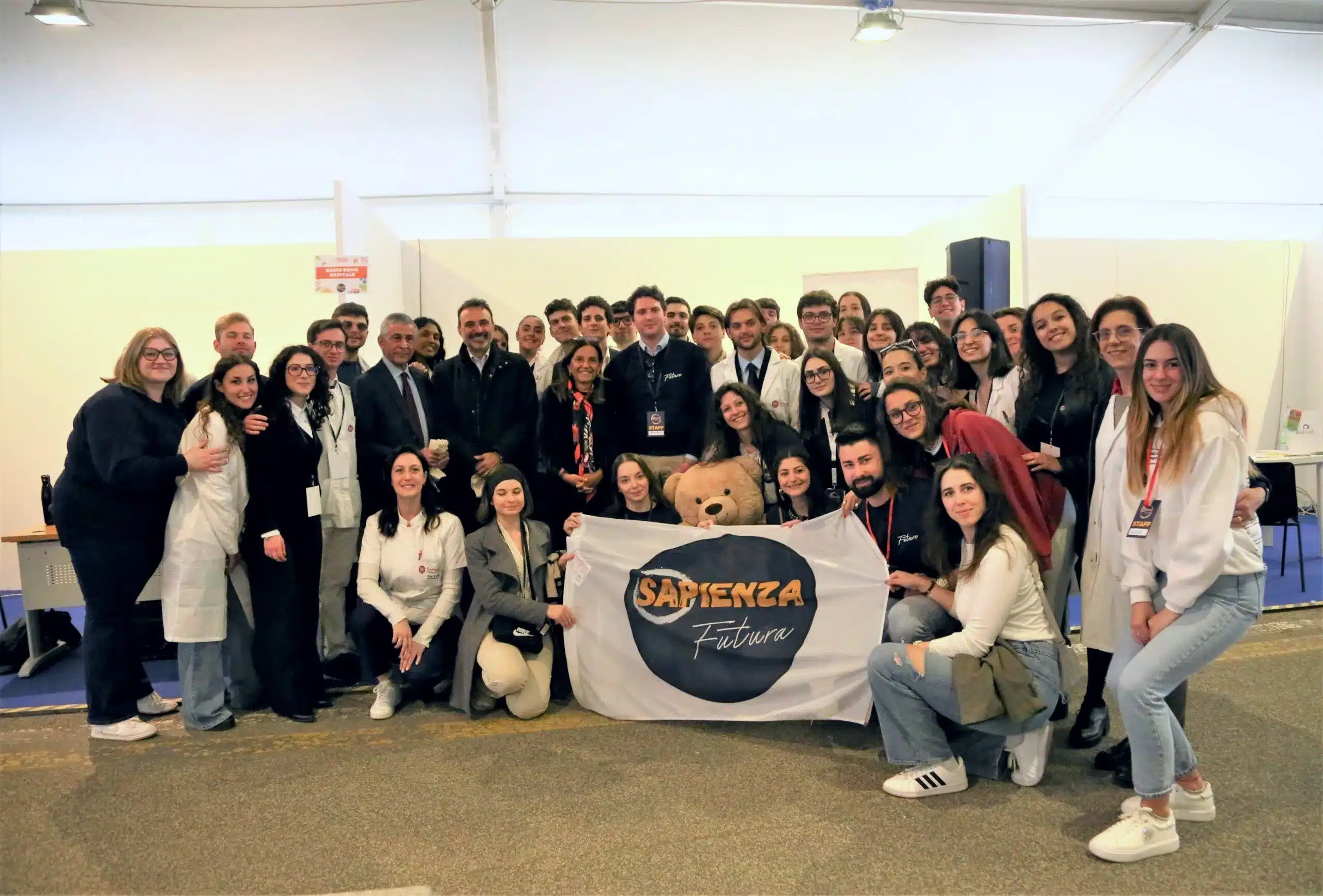 Primavera in Salute, un successo l’iniziativa di “Sapienza Futura” con oltre 2000 visite mediche gratuite per la comunità della Sapienza Primavera in Salute, un successo l’iniziativa di “Sapienza Futura” con oltre 2000 visite mediche gratuite per la comunità della Sapienza
