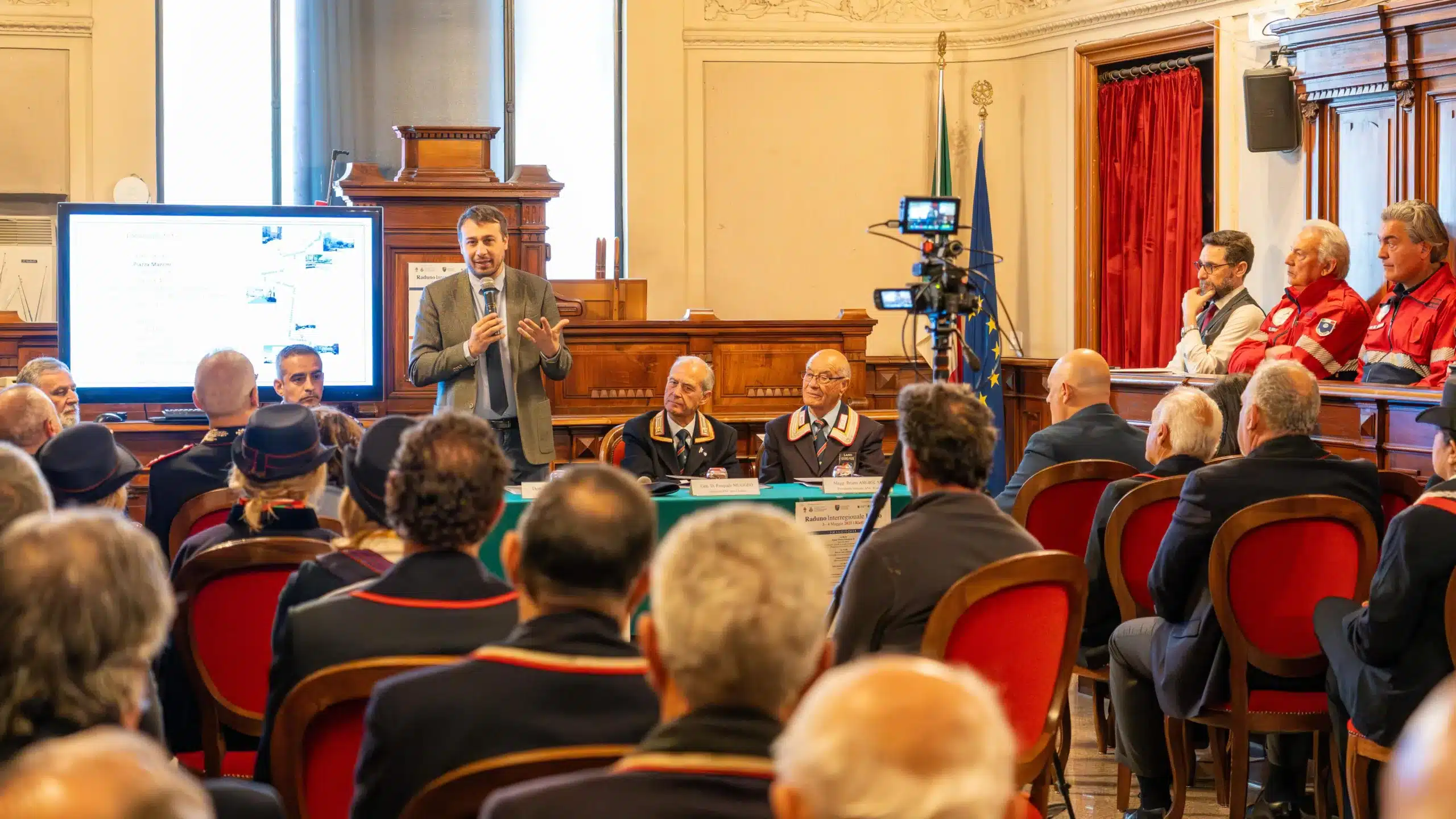 Il 3 e 4 maggio a Rieti il raduno interregionale dell’Associazione Nazionale Carabinieri. L’evento presentato oggi in Sala consiliare. Il 3 e 4 maggio a Rieti il raduno interregionale dell’Associazione Nazionale Carabinieri. L’evento presentato oggi in Sala consiliare.