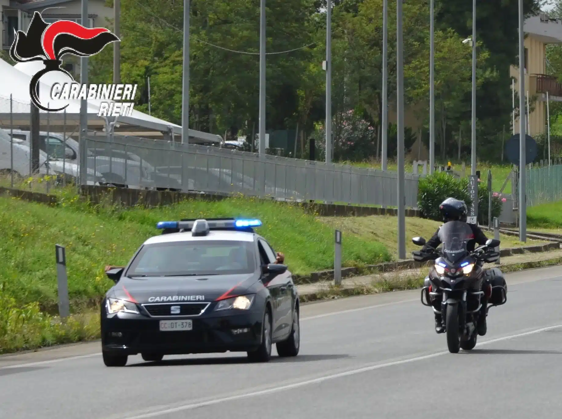 FARA IN SABINA: I CARABINIERI HANNO TRATTO IN ARRESTO DUE PERSONE PER DETENZIONE AI FINI DI SPACCIO DI COCAINA, EROINA E HASHISH FARA IN SABINA: I CARABINIERI HANNO TRATTO IN ARRESTO DUE PERSONE PER DETENZIONE AI FINI DI SPACCIO DI COCAINA, EROINA E HASHISH