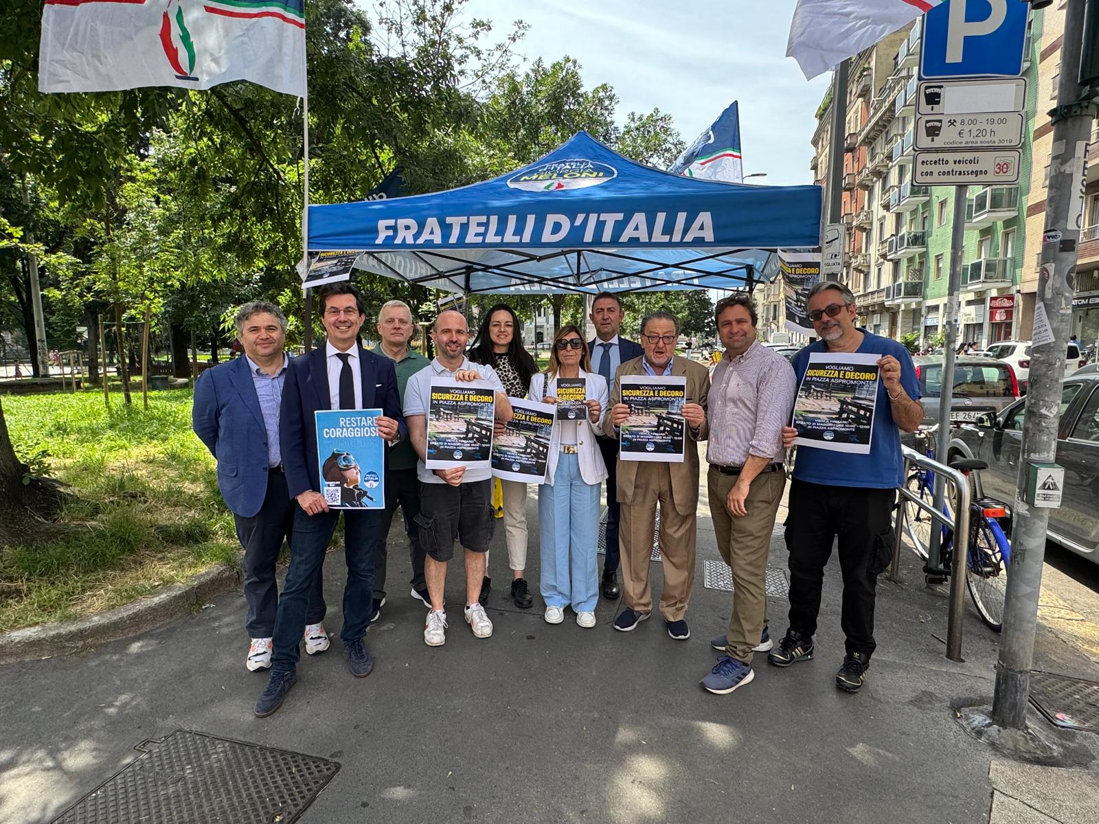 MILANO, RACCOLTA FIRME FDI PER SICUREZZA, DE CORATO (FDI): «RACCOLTE OLTRE 500 FIRME A FAVORE DEL DL SICUREZZA CHE RENDERA’ PIU’ SICURA LA CITTA’» MILANO, RACCOLTA FIRME FDI PER SICUREZZA, DE CORATO (FDI): «RACCOLTE OLTRE 500 FIRME A FAVORE DEL DL SICUREZZA CHE RENDERA’ PIU’ SICURA LA CITTA’»