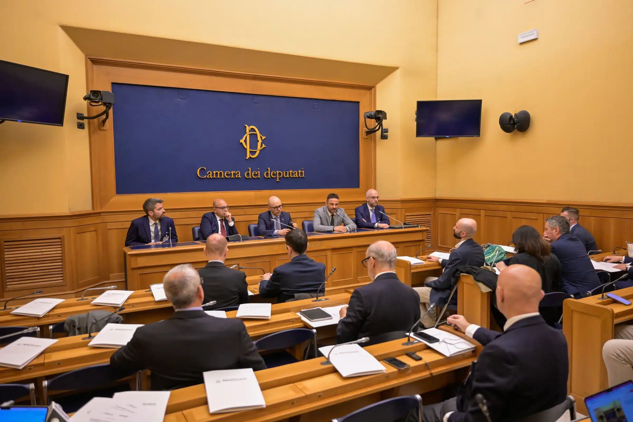 ProduttivItalia: presentato alla Camera il nuovo Centro Studi per rimettere la produttività delle mPMI al centro dello sviluppo ProduttivItalia: presentato alla Camera il nuovo Centro Studi per rimettere la produttività delle mPMI al centro dello sviluppo