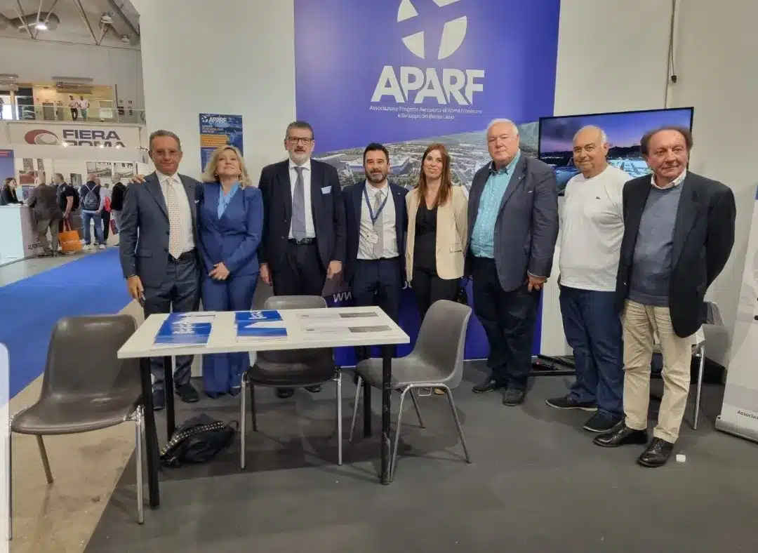 Fiera di Roma, focus sul futuro sostenibile dell’aviazione: Gianluca Quadrini, ANCI Lazio, interviene al convegno sull’edilizia aeroportuale portando anche il saluto della Provincia di Frosinone come Presidente del Consiglio Fiera di Roma, focus sul futuro sostenibile dell’aviazione: Gianluca Quadrini, ANCI Lazio, interviene al convegno sull’edilizia aeroportuale portando anche il saluto della Provincia di Frosinone come Presidente del Consiglio