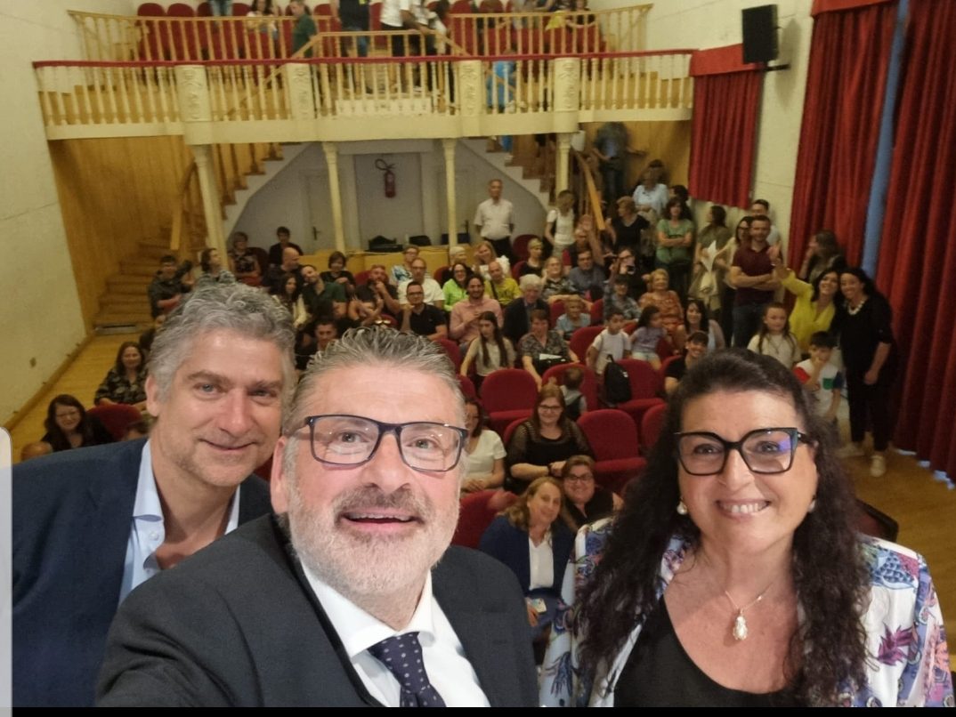 Grande successo per lo spettacolo musicale dell’Istituto Omnicomprensivo di Alvito Grande successo per lo spettacolo musicale dell’Istituto Omnicomprensivo di Alvito