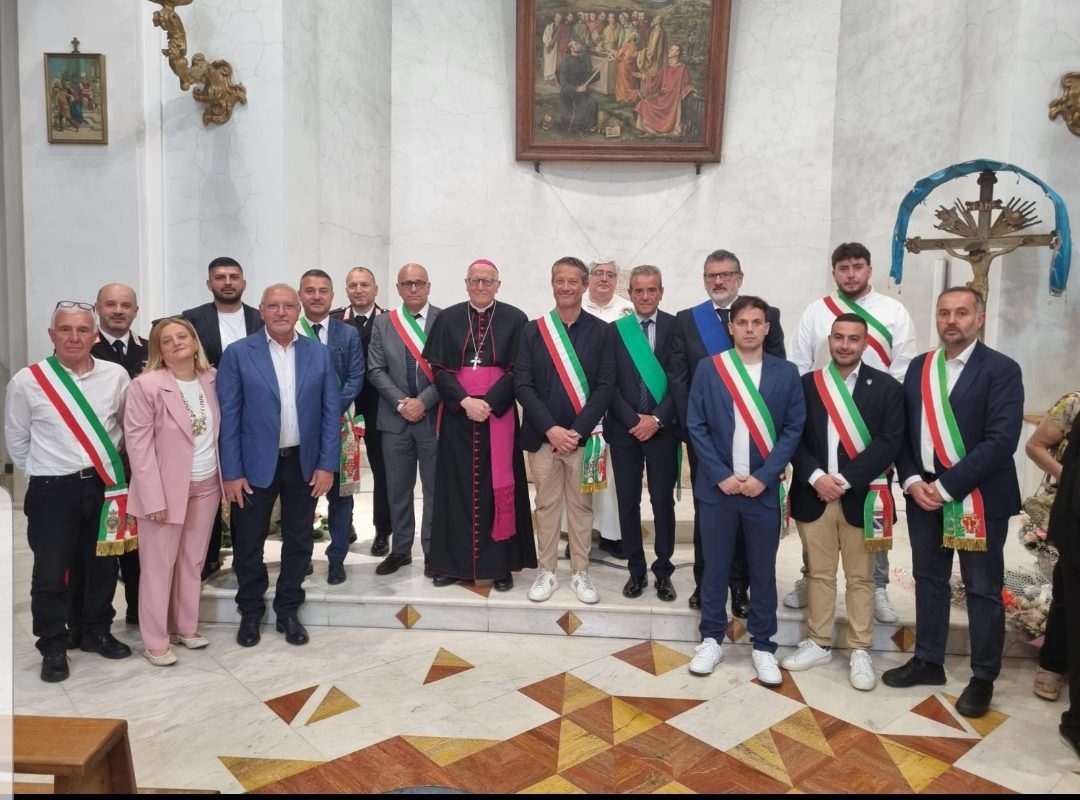 Piglio – Processione della Madonna delle Rose. Quadrini partecipa alla cerimonia. Piglio – Processione della Madonna delle Rose. Quadrini partecipa alla cerimonia.