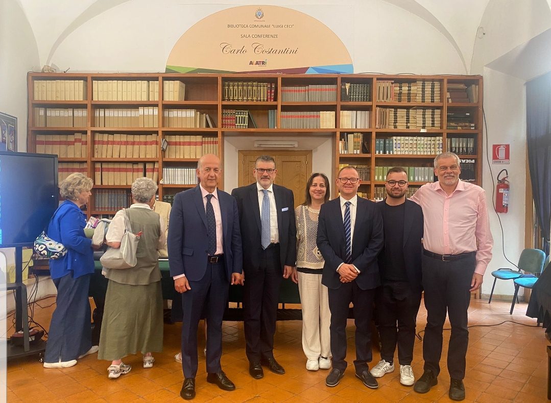 Estate culturale condivisa: Alatri presenta il cartellone estivo e rilancia l’alleanza delle quattro città fortificateQuadrini: “Un gioco di squadra che fa bene al territorio e prepara il terreno per la Capitale della Cultura” Estate culturale condivisa: Alatri presenta il cartellone estivo e rilancia l’alleanza delle quattro città fortificateQuadrini: “Un gioco di squadra che fa bene al territorio e prepara il terreno per la Capitale della Cultura”