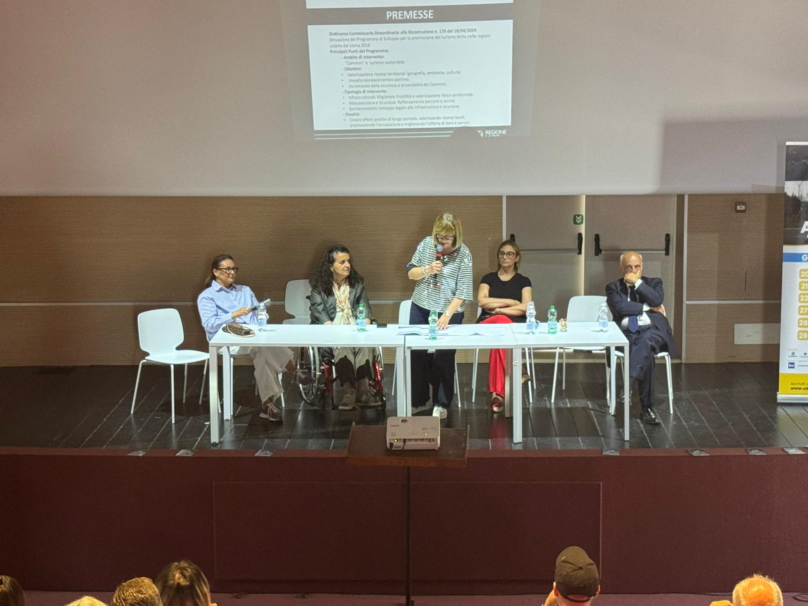 REGIONE LAZIO, AD AMATRICE PRESENTATO IL PIANO OPERATIVO PER LO SVILUPPO DI CAMMINI E CICLOVIE NELL’AREA DEL CRATERE REGIONE LAZIO, AD AMATRICE PRESENTATO IL PIANO OPERATIVO PER LO SVILUPPO DI CAMMINI E CICLOVIE NELL’AREA DEL CRATERE
