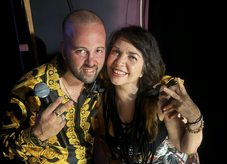 Ai Tucul e al Nice Garden Village: Cristina D’Avena, Mal, Cristiano Malgioglio, Antonello Costa Ai Tucul