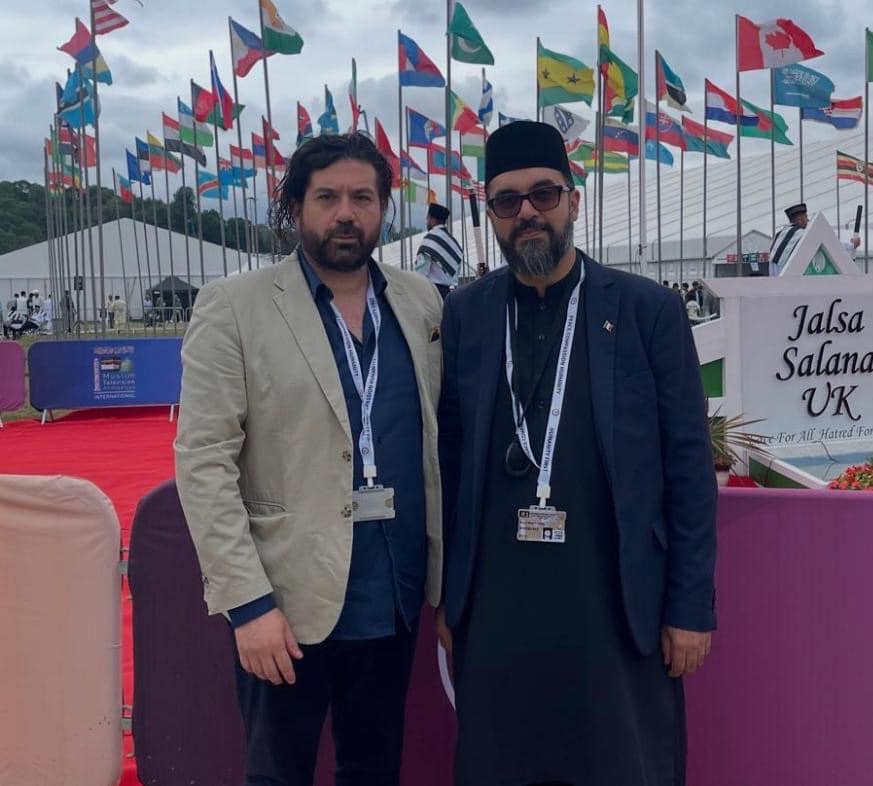 Gaza, Assotutela alla Jalsa Salana: da Roma in UK all’insegna di pace e dialogo con Islam Gaza, Assotutela alla Jalsa Salana: da Roma in UK all’insegna di pace e dialogo con Islam