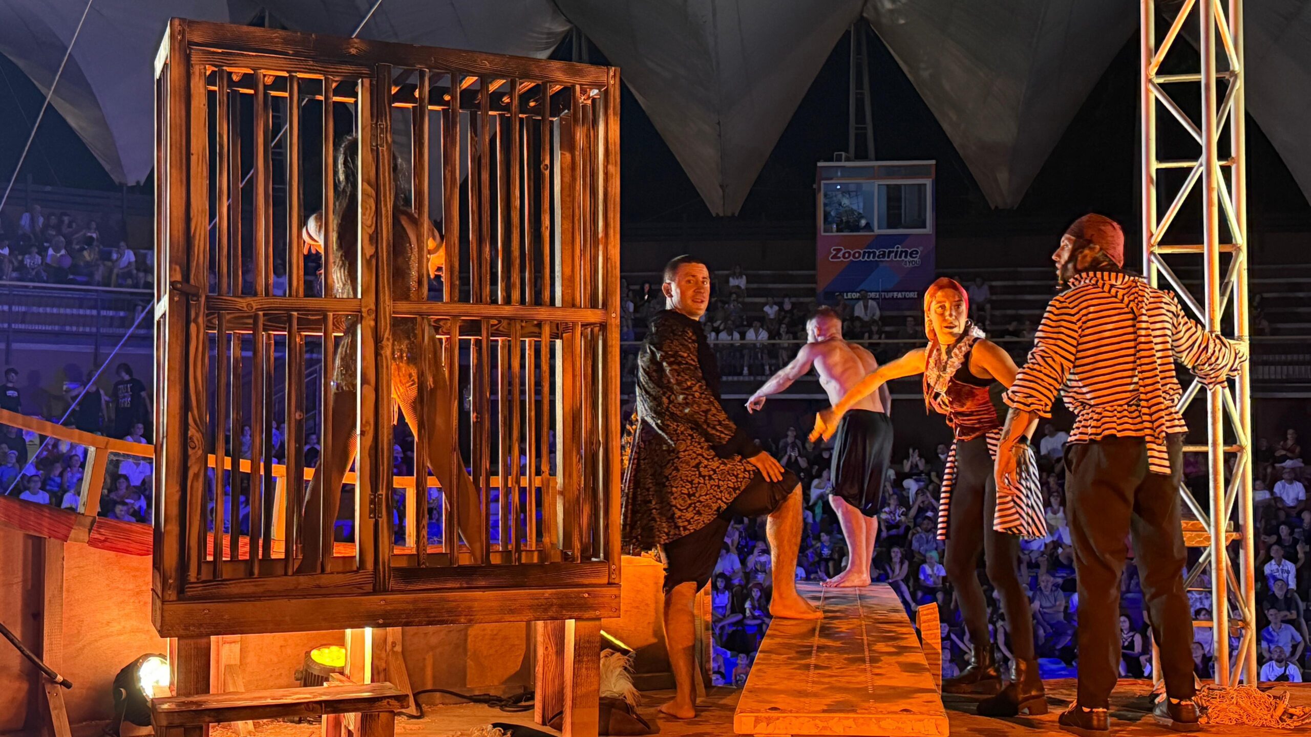 Tifate per Capitano Uncino o Jack Sparrow? Arriva “Zoomarine Night” dal 5 luglio 2025 Tifate per Capitano Uncino o Jack Sparrow? Arriva "Zoomarine NIght" dal 5 luglio 2025